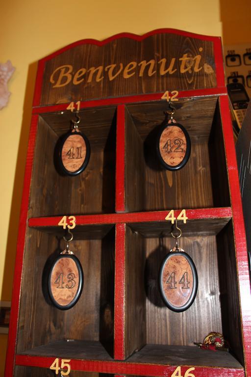 Albergo La Pieve กาสเตลฟิโอเรนทิโน ภายนอก รูปภาพ